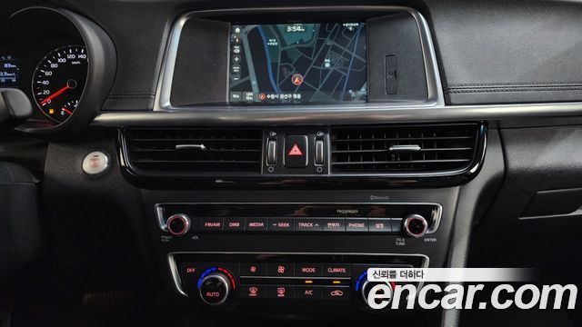 Kia K5 2016 — photo 14