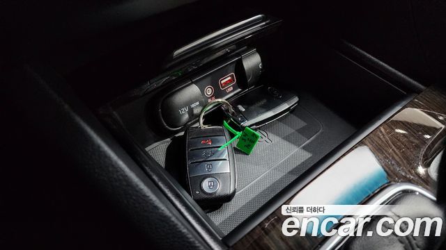 Kia K5 2016 — photo 18