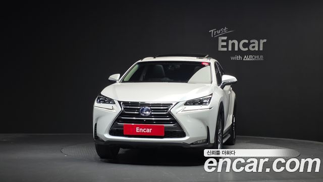 Lexus NX 2017 — photo 3