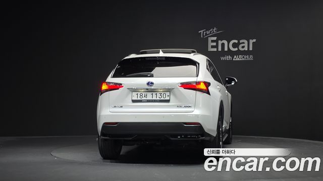 Lexus NX 2017 — photo 4