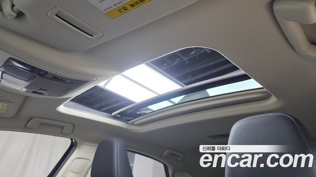 Lexus NX 2017 — photo 17