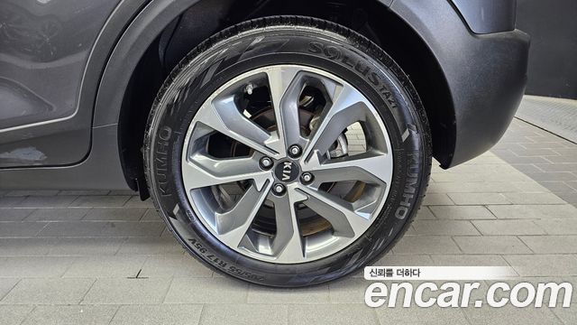 Kia Stonic 2018 — photo 7