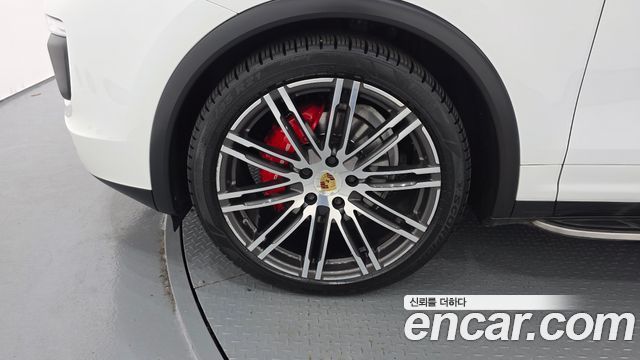 Porsche Cayenne 2016 — photo 5