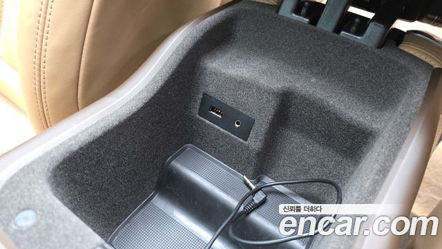 Porsche Cayenne 2016 — photo 29