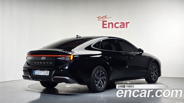 Hyundai Sonata 2026 — photo 2