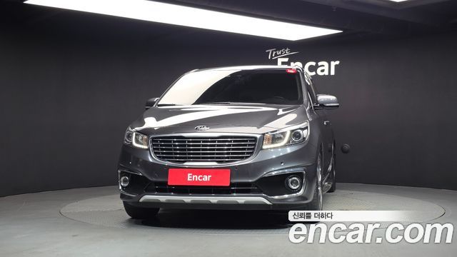 Kia Canival 2016 — photo 3
