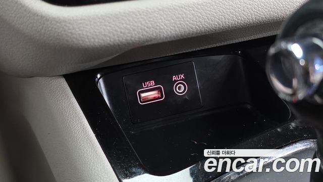 Kia Canival 2016 — photo 33