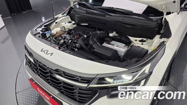 Kia Seltos 2023 — photo 6