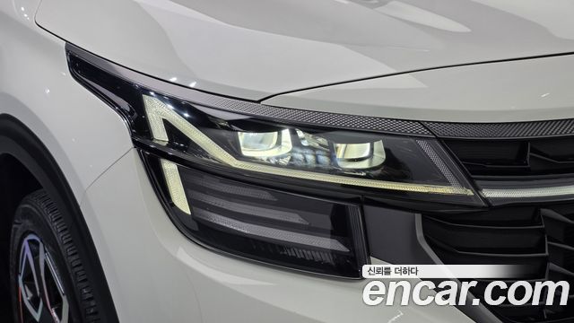 Kia Seltos 2023 — photo 8