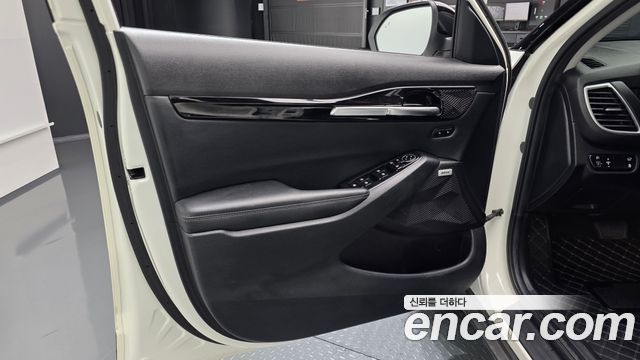 Kia Seltos 2023 — photo 14