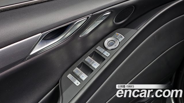 Genesis G80 2021 — photo 24