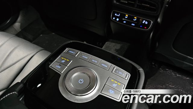 Genesis G80 2021 — photo 27
