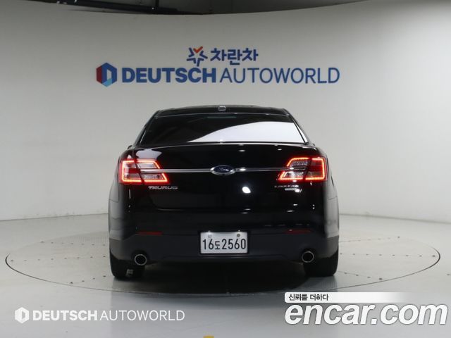 Ford Taurus 2016 — photo 4
