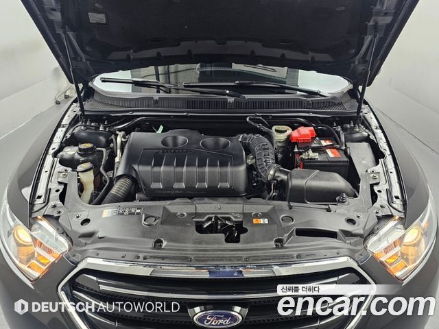 Ford Taurus 2016 — photo 6