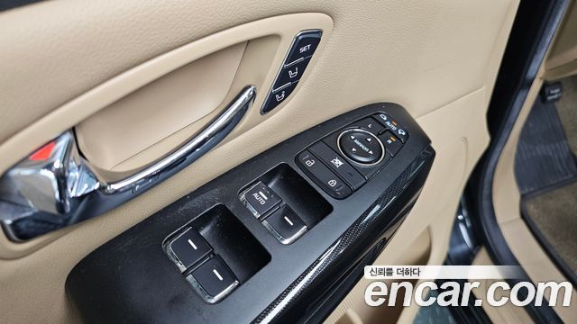 Kia Canival 2016 — photo 21