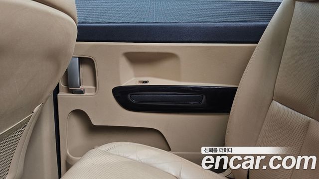 Kia Canival 2016 — photo 15