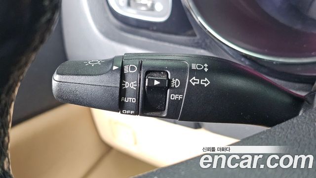 Kia Canival 2016 — photo 28