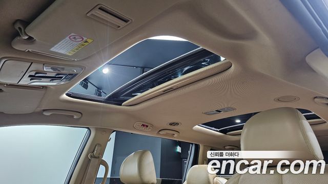 Kia Canival 2016 — photo 29