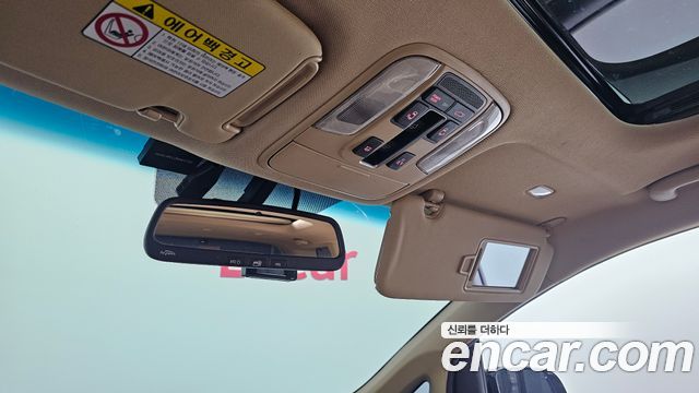 Kia Canival 2016 — photo 30