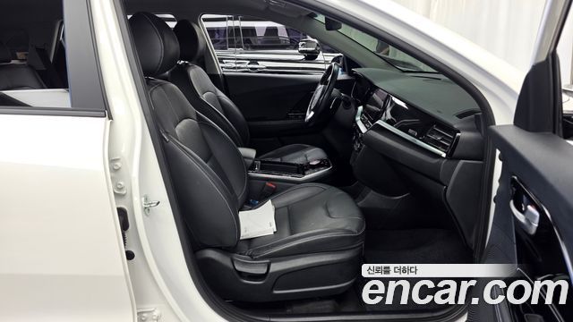 Kia Niro 2022 — photo 17