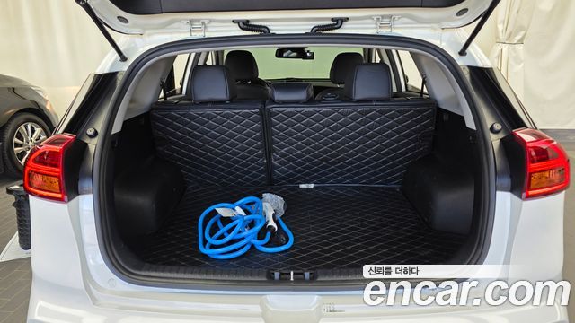 Kia Niro 2022 — photo 26