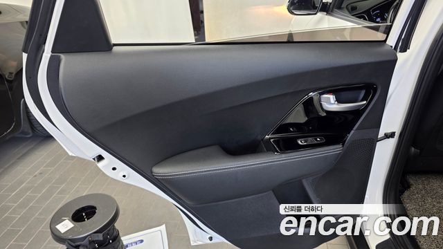 Kia Niro 2022 — photo 15