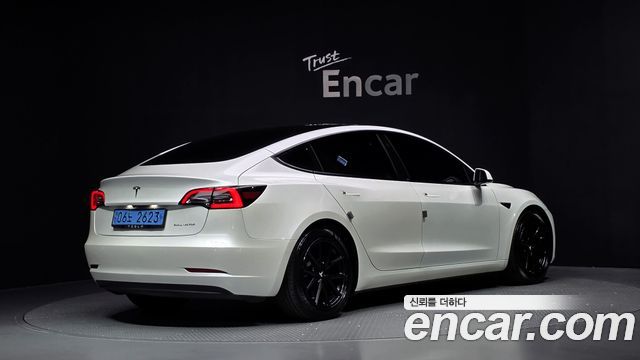 Tesla Model 3 2022 — photo 2
