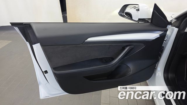 Tesla Model 3 2022 — photo 14