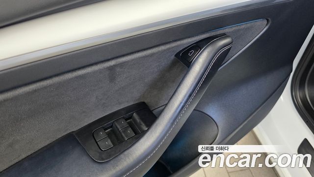Tesla Model 3 2022 — photo 28