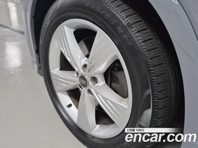 Audi Q4 e-tron 2022 — photo 14