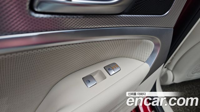 Genesis G70 2021 — photo 25