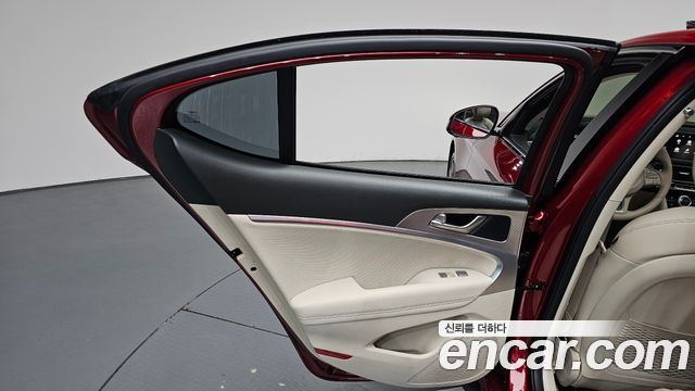 Genesis G70 2021 — photo 15