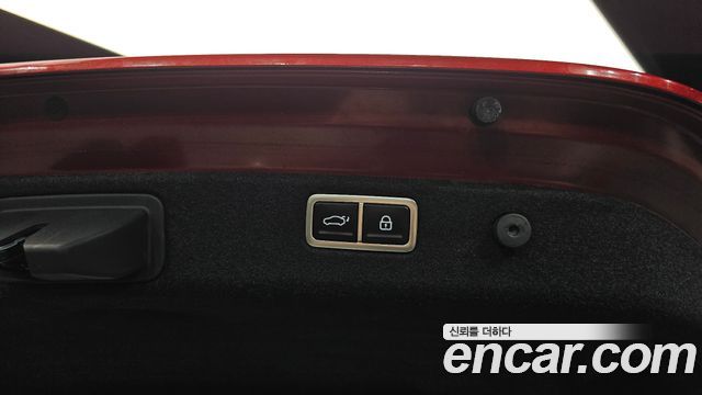 Genesis G70 2021 — photo 27