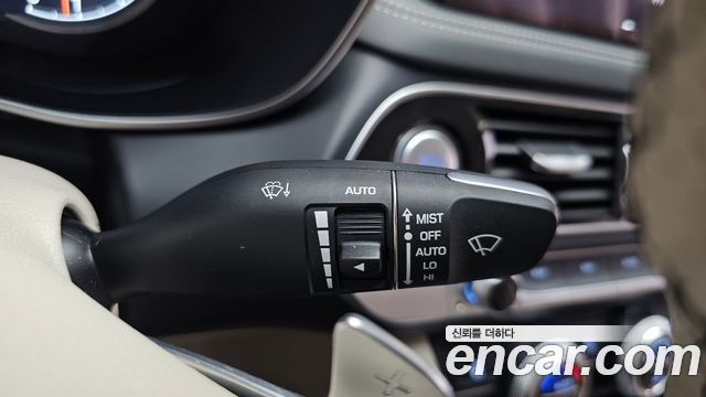 Genesis G70 2021 — photo 35