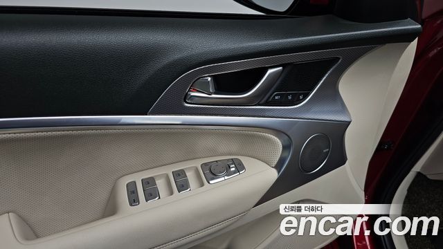 Genesis G70 2021 — photo 38