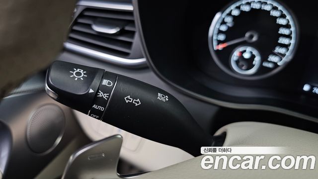 Genesis G70 2021 — photo 39