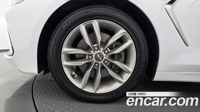 Genesis G70 2018 — photo 5