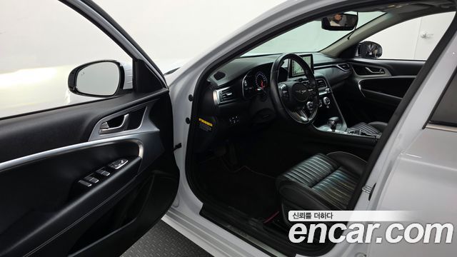 Genesis G70 2018 — photo 10