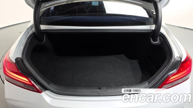 Genesis G70 2018 — photo 17