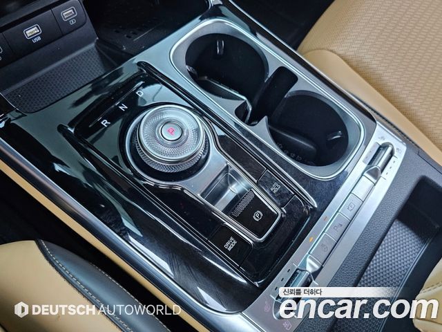 Kia Canival 2022 — photo 9
