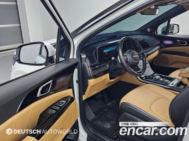 Kia Canival 2022 — photo 11