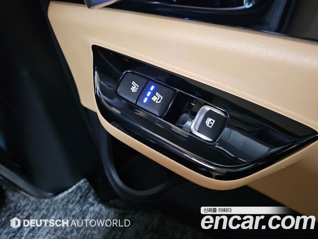 Kia Canival 2022 — photo 16