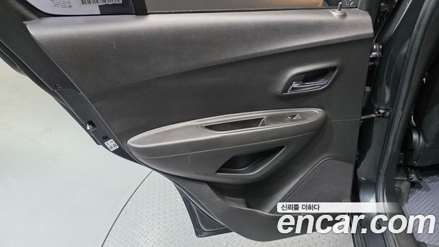 Chevrolet Korea Trax 2018 — photo 15