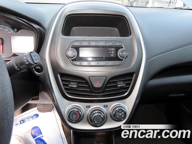 Chevrolet Korea Spark 2018 — photo 14