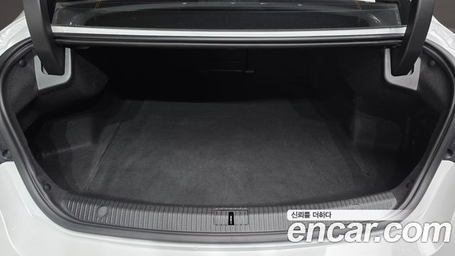 Renault Korea SM6 2016 — photo 27
