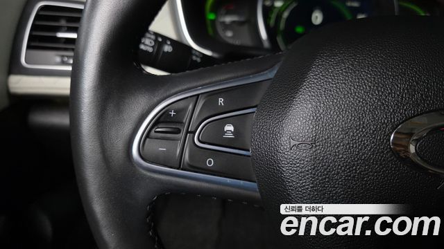 Renault Korea SM6 2016 — photo 31