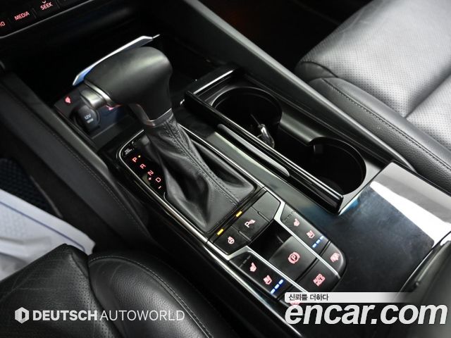 Kia K7 2017 — photo 9