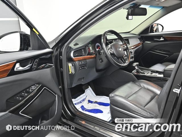 Kia K7 2017 — photo 11