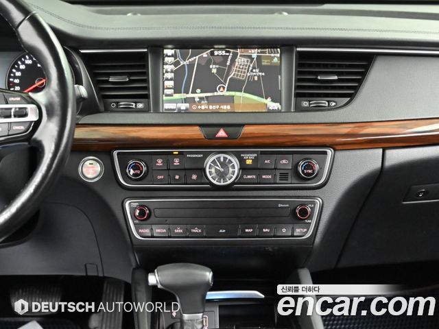 Kia K7 2017 — photo 14