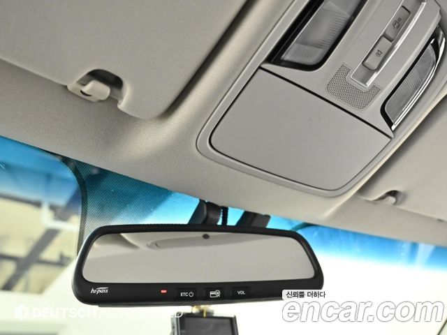 Kia K7 2017 — photo 18